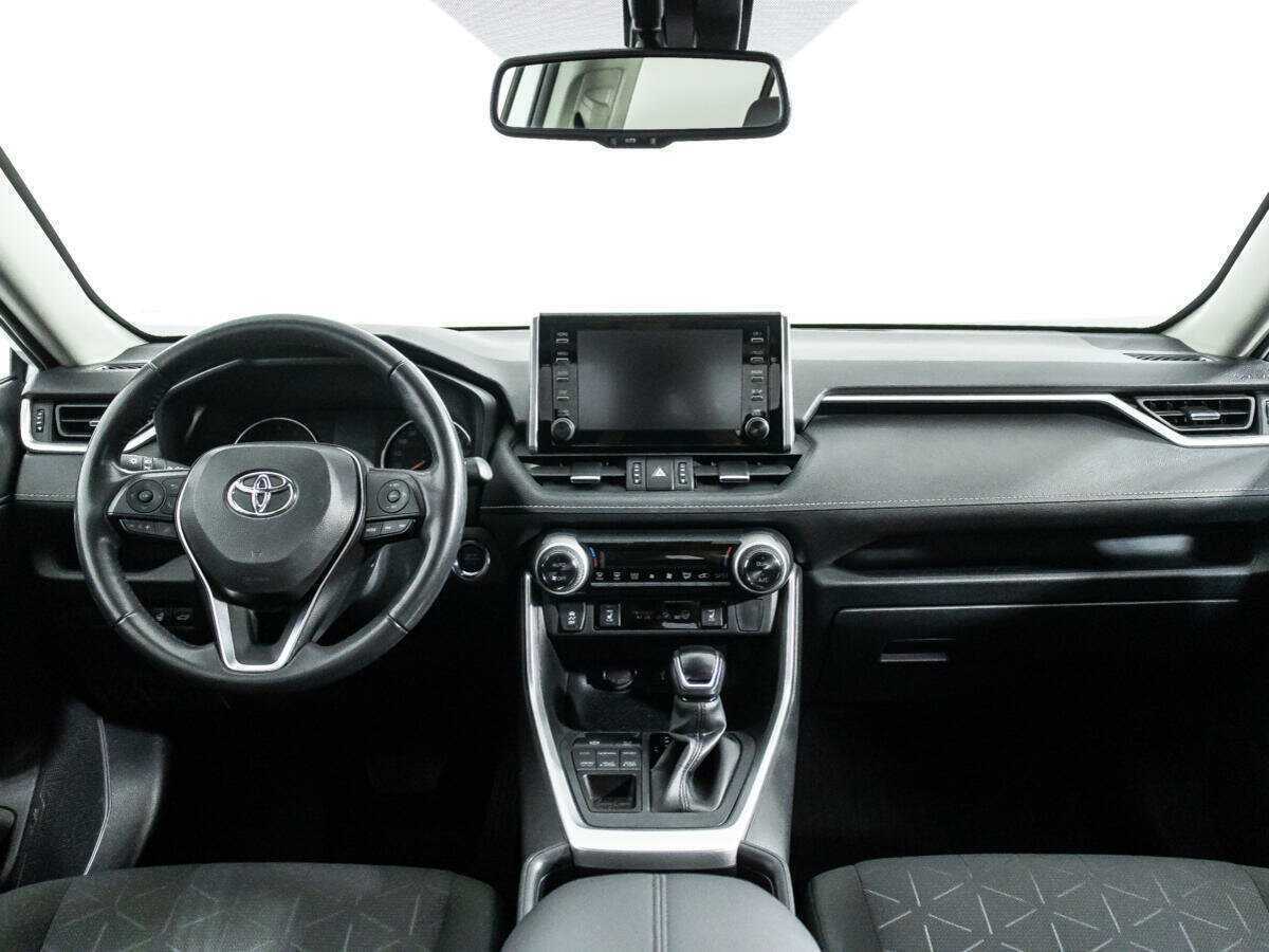 Toyota RAV4 2022 года с пробегом. Фото: #12