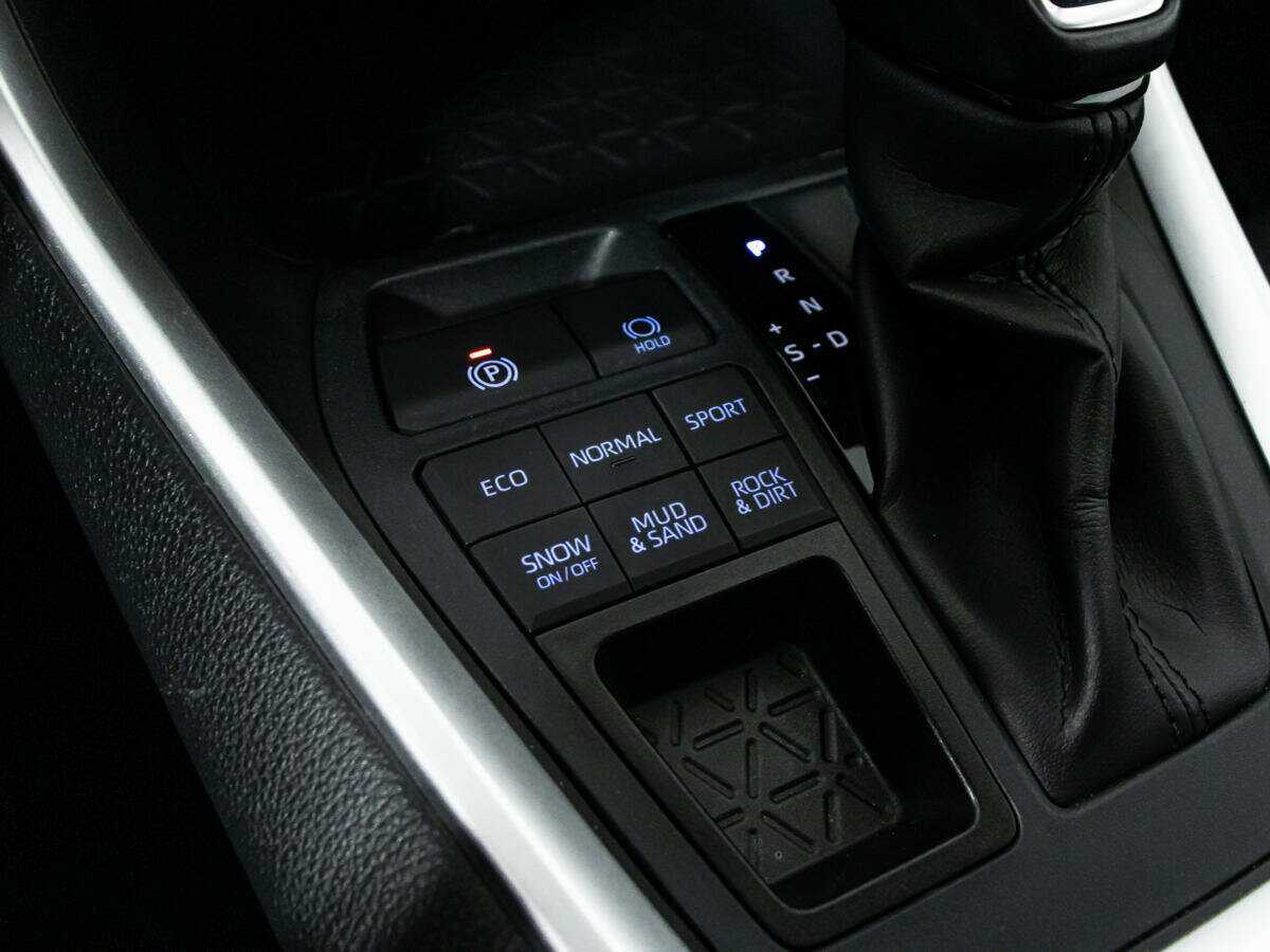 Toyota RAV4 2022 года с пробегом. Фото: #17