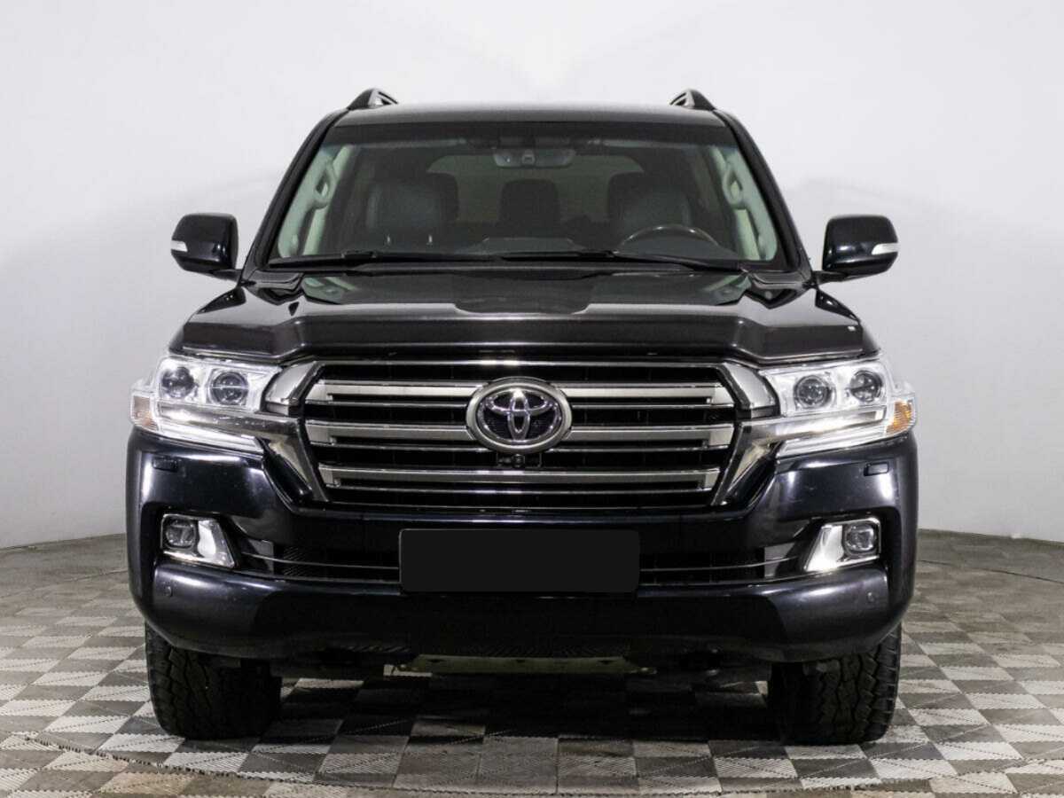 Toyota Land Cruiser 2016 года с пробегом. Фото: #1
