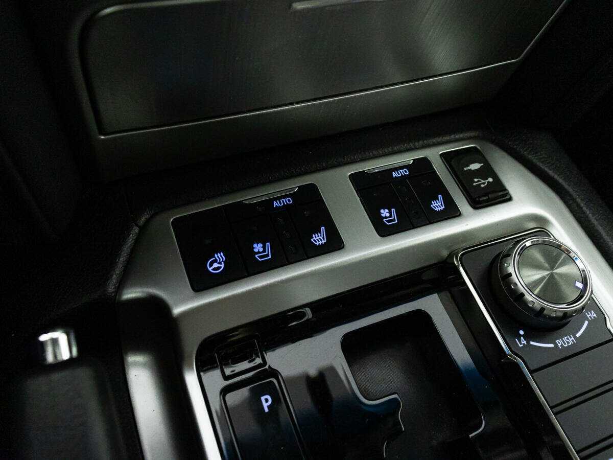 Toyota Land Cruiser 2016 года с пробегом. Фото: #14