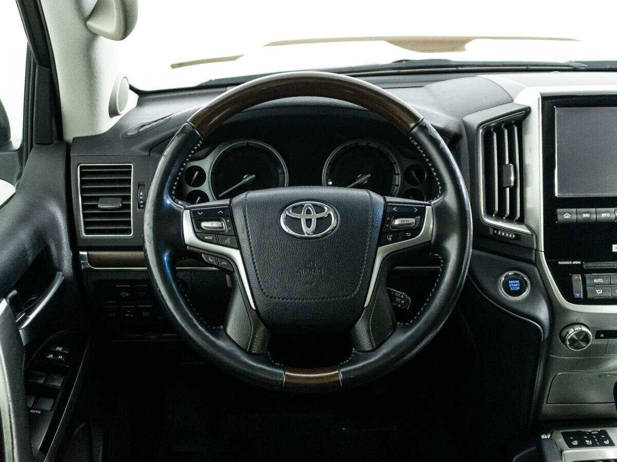 Toyota Land Cruiser 2016 года с пробегом. Фото: #22