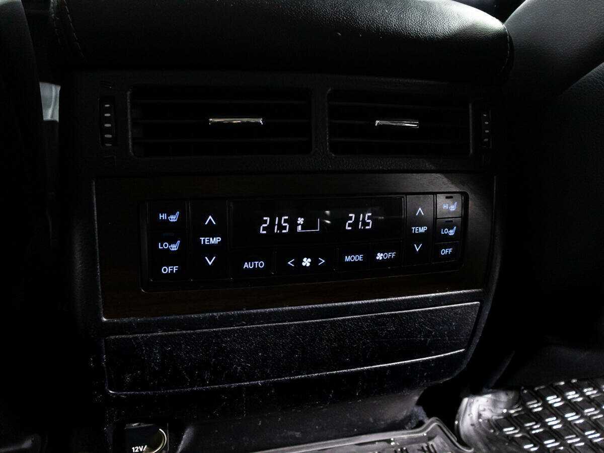 Toyota Land Cruiser 2016 года с пробегом. Фото: #23