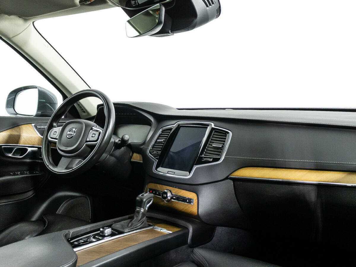 Volvo XC90 2019 года с пробегом. Фото: #8