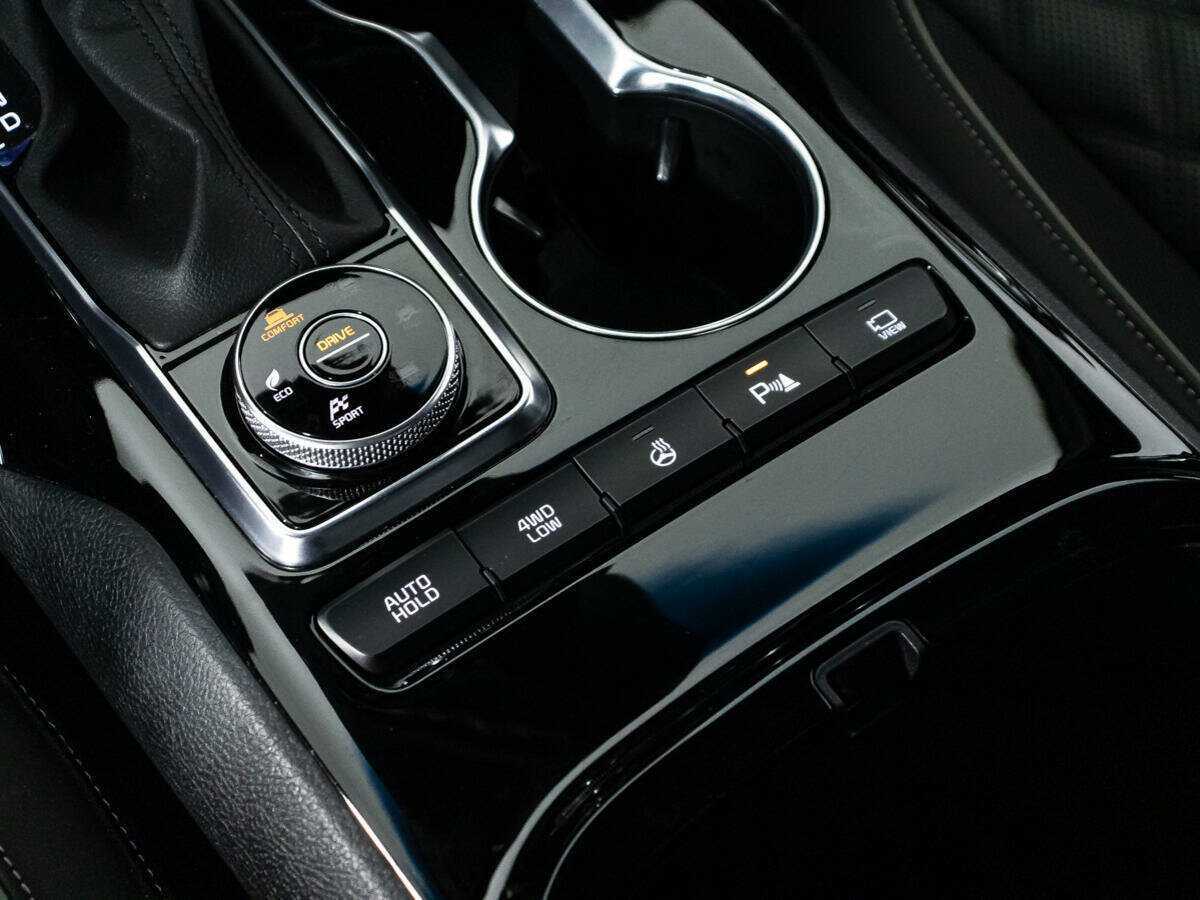 Kia Mohave 2022 года с пробегом. Фото: #22