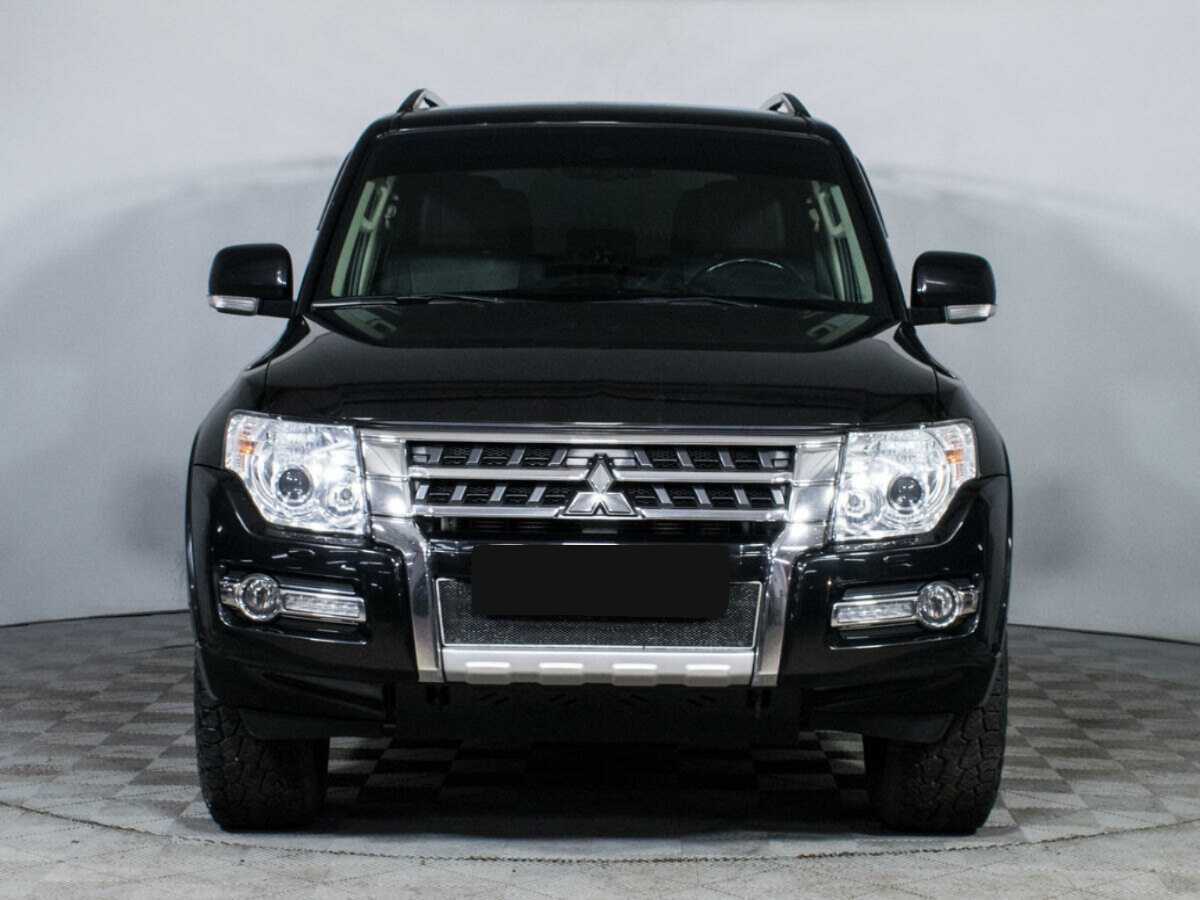 Mitsubishi Pajero 2014 года с пробегом. Фото: #1