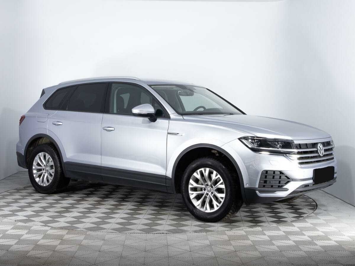 Volkswagen Touareg 2018 года с пробегом. Фото: #2