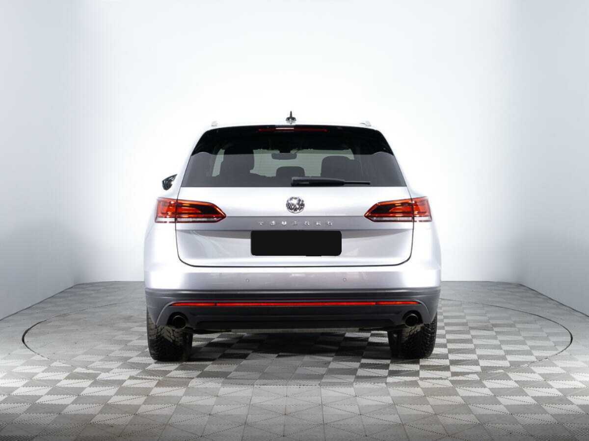 Volkswagen Touareg 2018 года с пробегом. Фото: #4