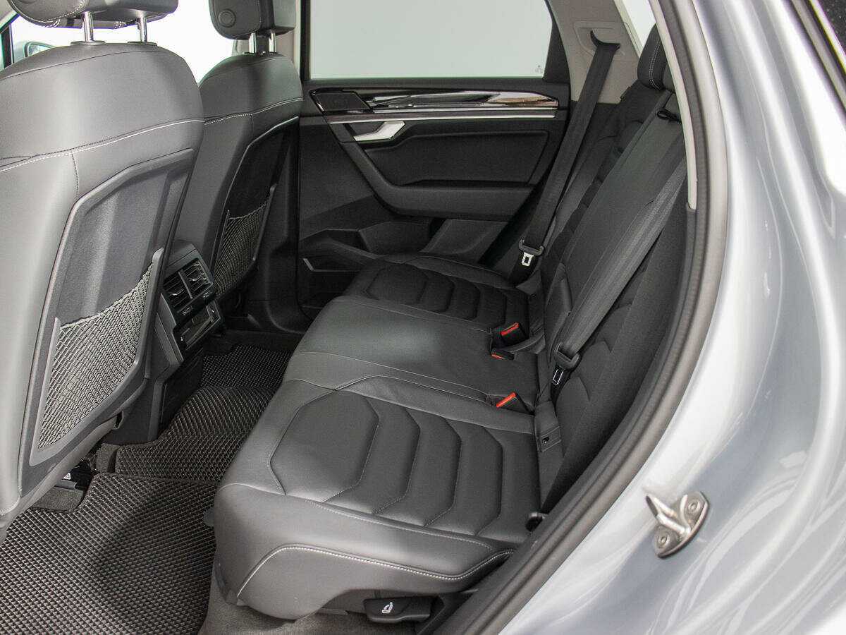 Volkswagen Touareg 2018 года с пробегом. Фото: #10