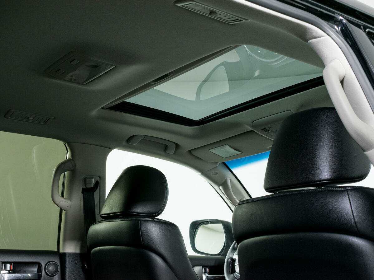 Toyota Land Cruiser 2013 года с пробегом. Фото: #13