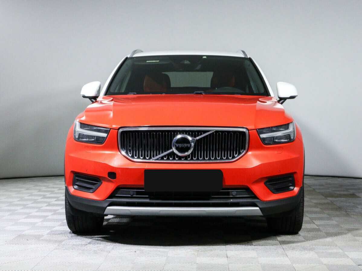 Volvo XC40 2021 года с пробегом. Фото: #1