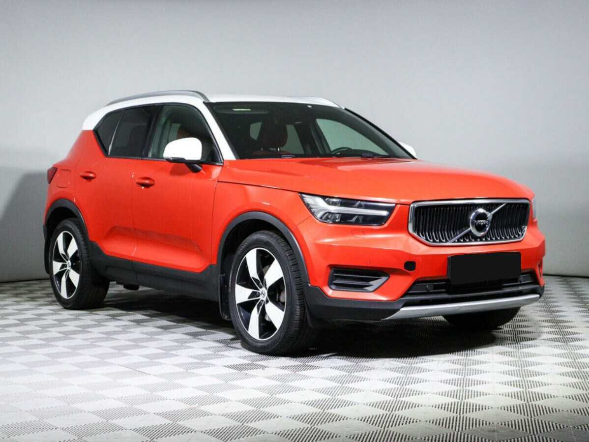 Volvo XC40 2021 года с пробегом. Фото: #2