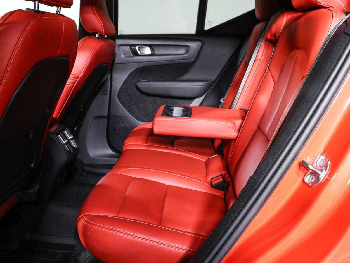 Volvo XC40 2021 года с пробегом. Фото: #7