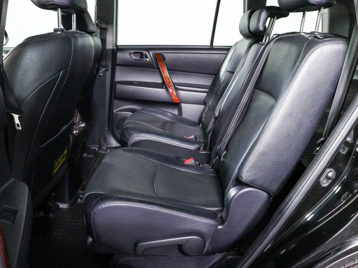 Toyota Highlander 2011 года с пробегом. Фото: #7