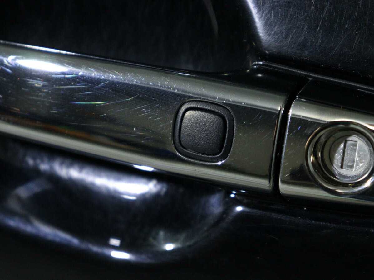 Toyota Highlander 2011 года с пробегом. Фото: #12