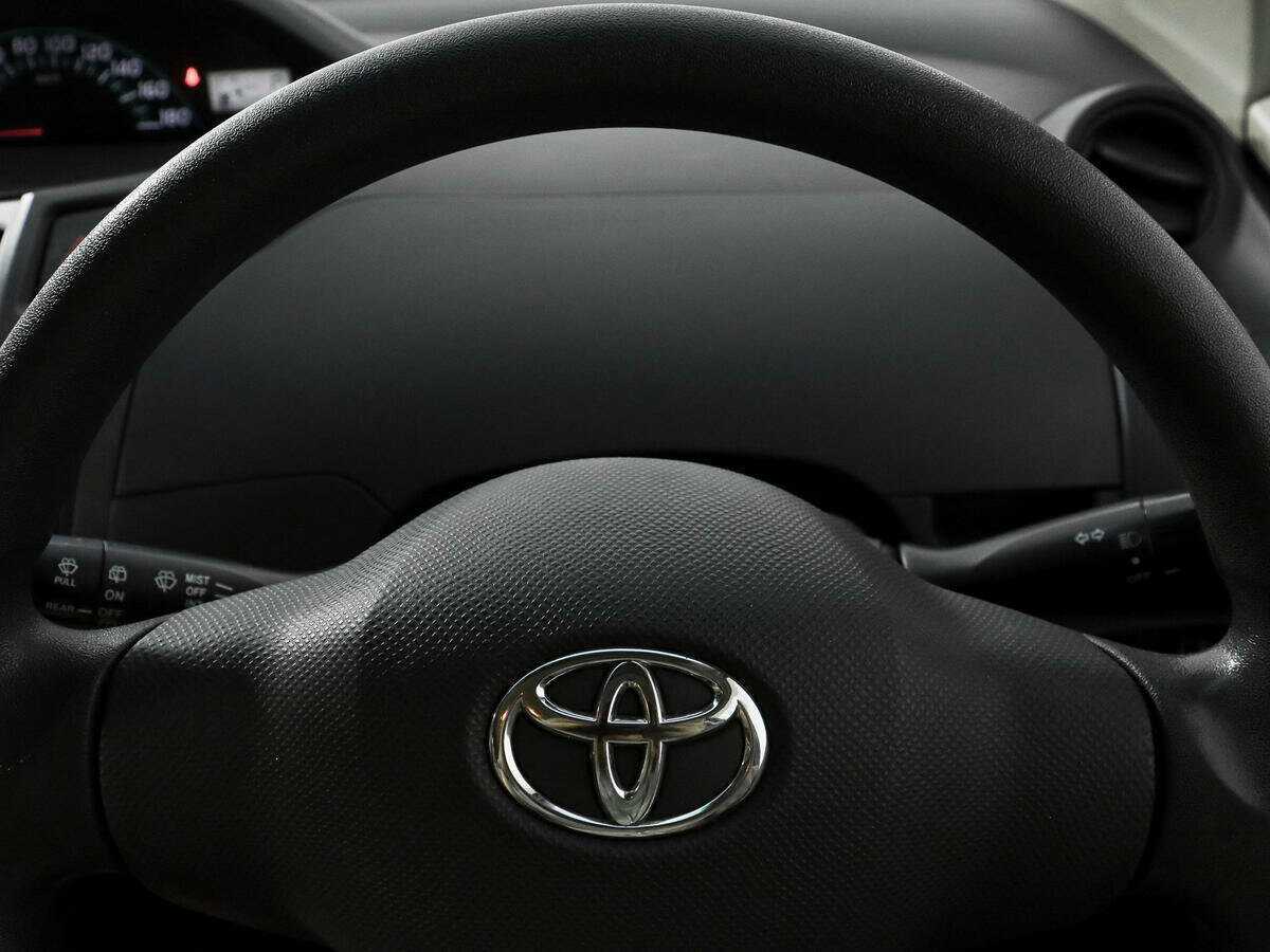 Toyota Vitz 2005 года с пробегом. Фото: #13