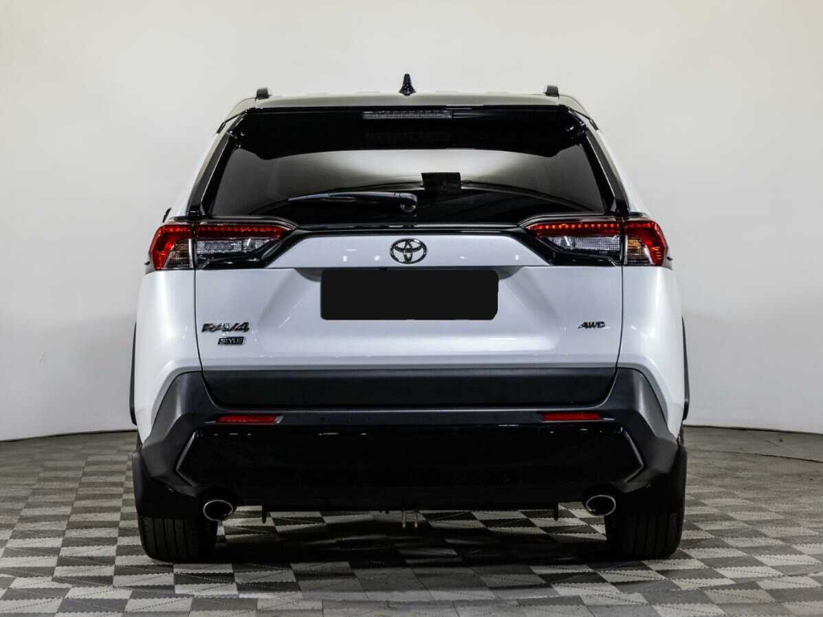 Toyota RAV4 2021 года с пробегом. Фото: #5