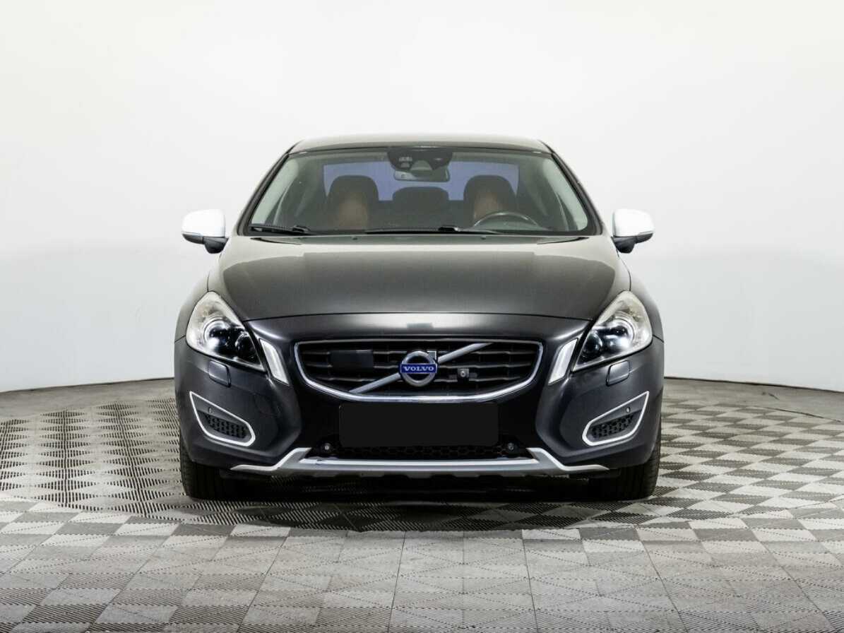 Volvo S60 2010 года с пробегом. Фото: #1