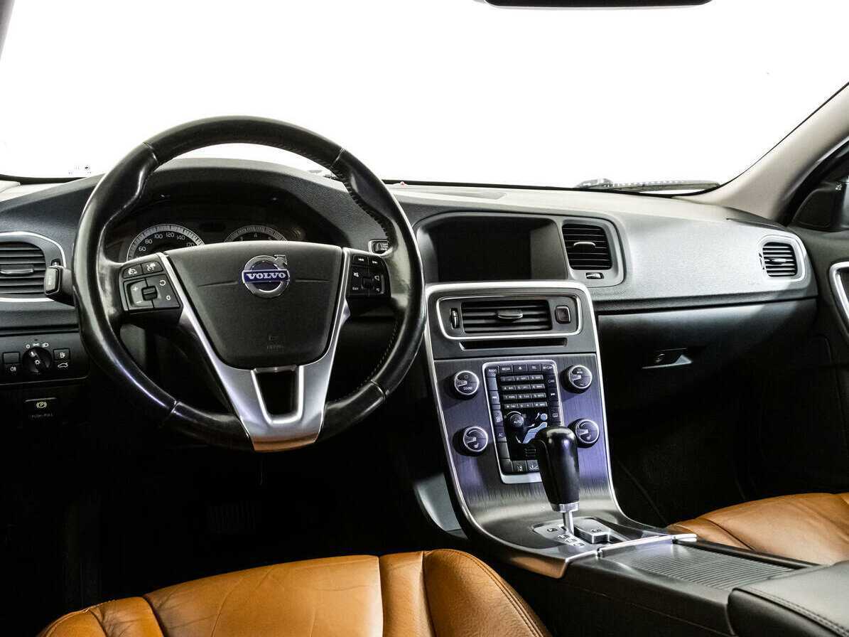 Volvo S60 2010 года с пробегом. Фото: #8