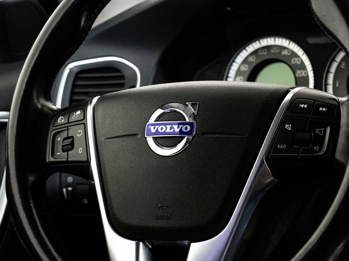 Volvo S60 2010 года с пробегом. Фото: #9