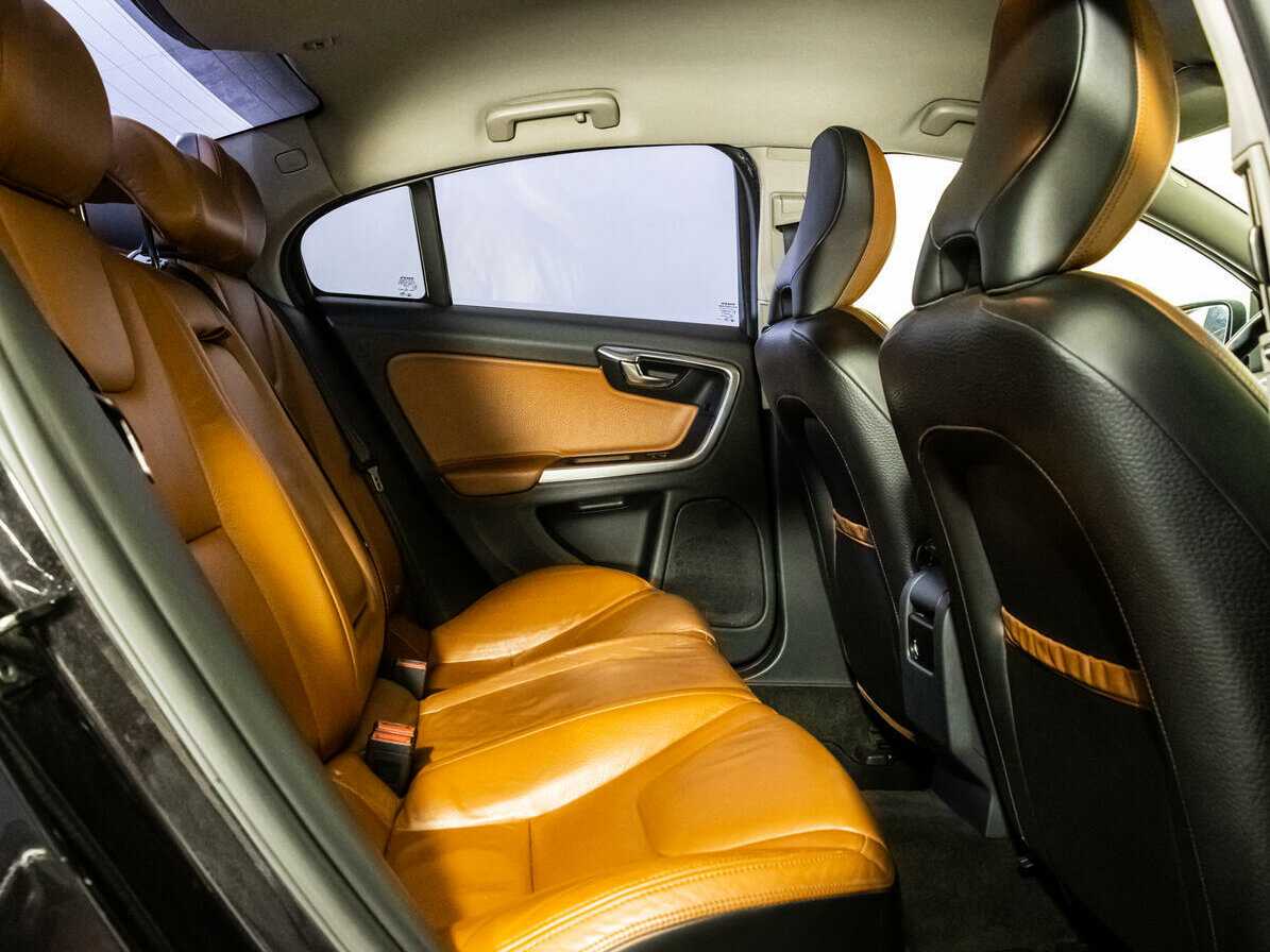 Volvo S60 2010 года с пробегом. Фото: #11