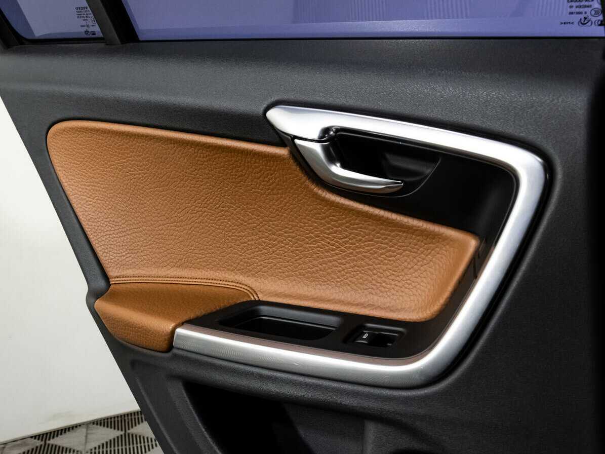 Volvo S60 2010 года с пробегом. Фото: #21