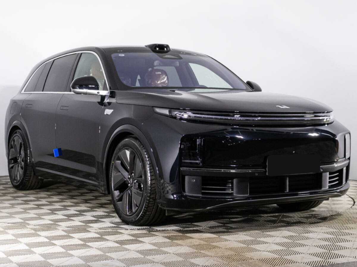 LiXiang L7 2024 года с пробегом. Фото: #2