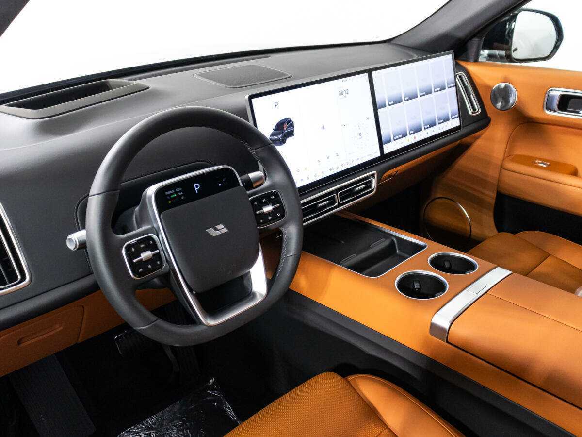 LiXiang L7 2024 года с пробегом. Фото: #8