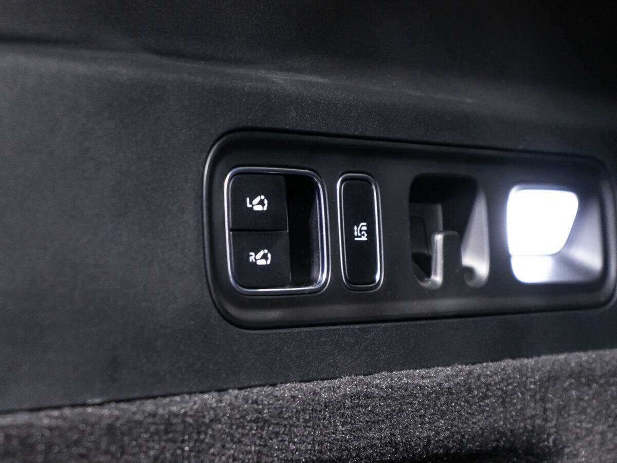 LiXiang L7 2024 года с пробегом. Фото: #14