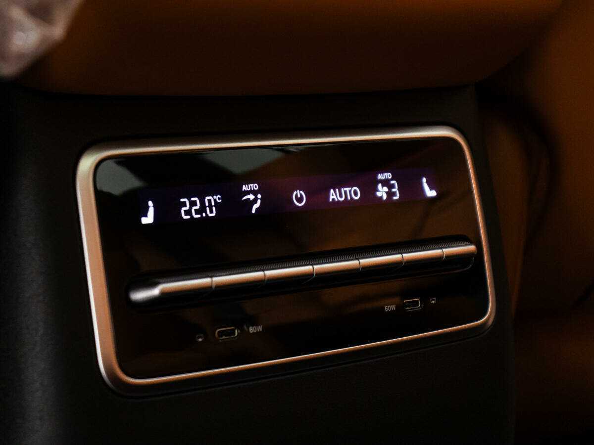 LiXiang L7 2024 года с пробегом. Фото: #23