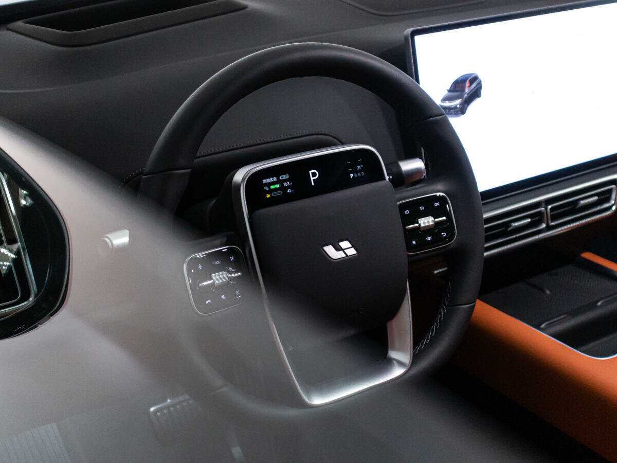 LiXiang L7 2024 года с пробегом. Фото: #33