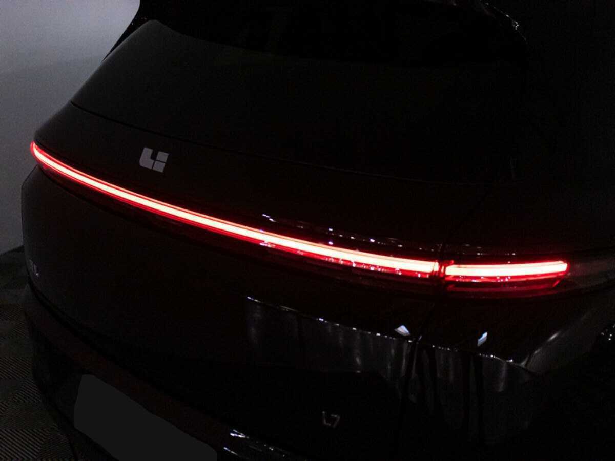 LiXiang L7 2024 года с пробегом. Фото: #34