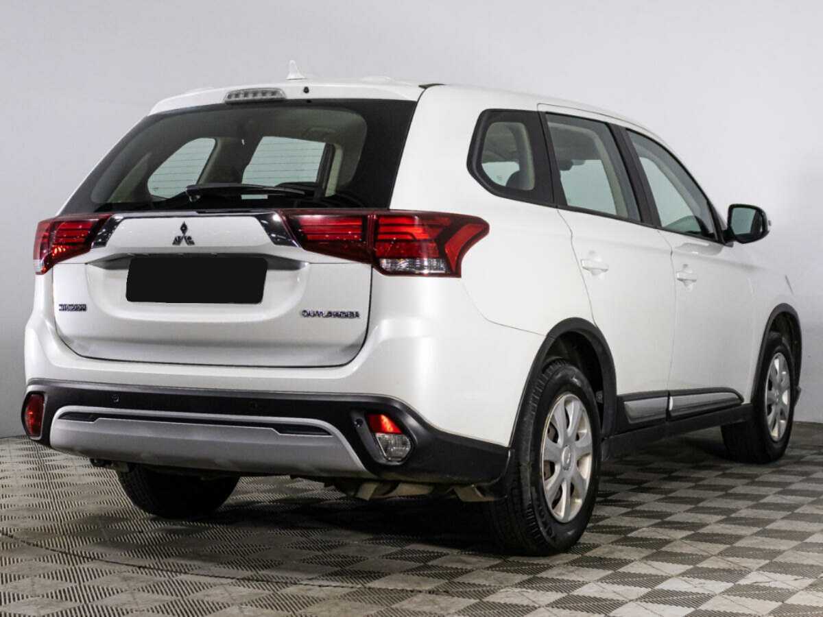 Mitsubishi Outlander 2020 года с пробегом. Фото: #4