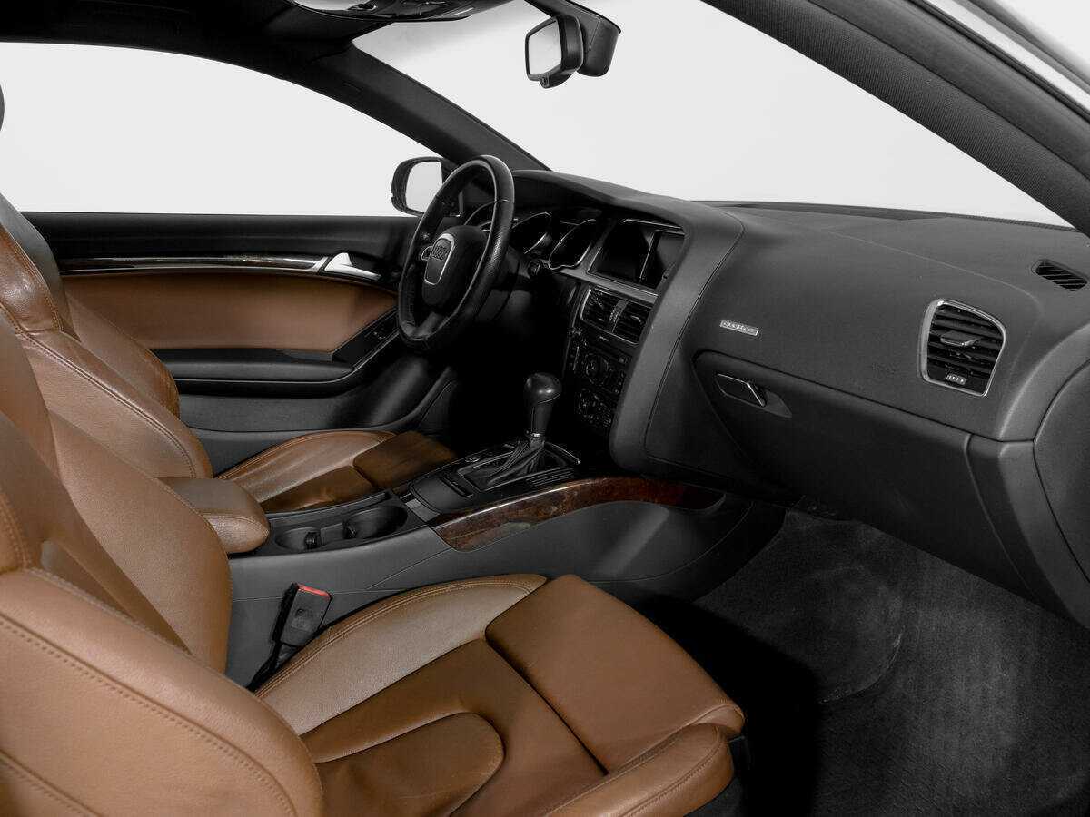 Audi A5 2011 года с пробегом. Фото: #8