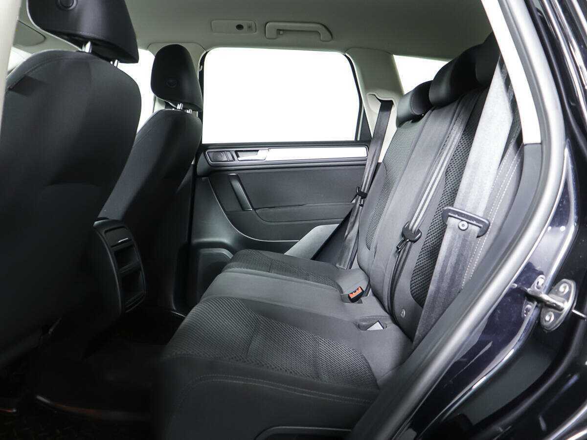 Volkswagen Touareg 2015 года с пробегом. Фото: #9