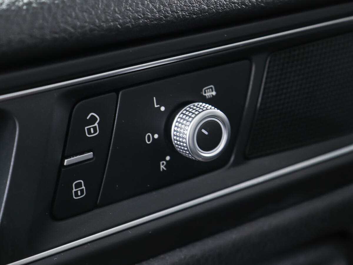 Volkswagen Touareg 2015 года с пробегом. Фото: #13