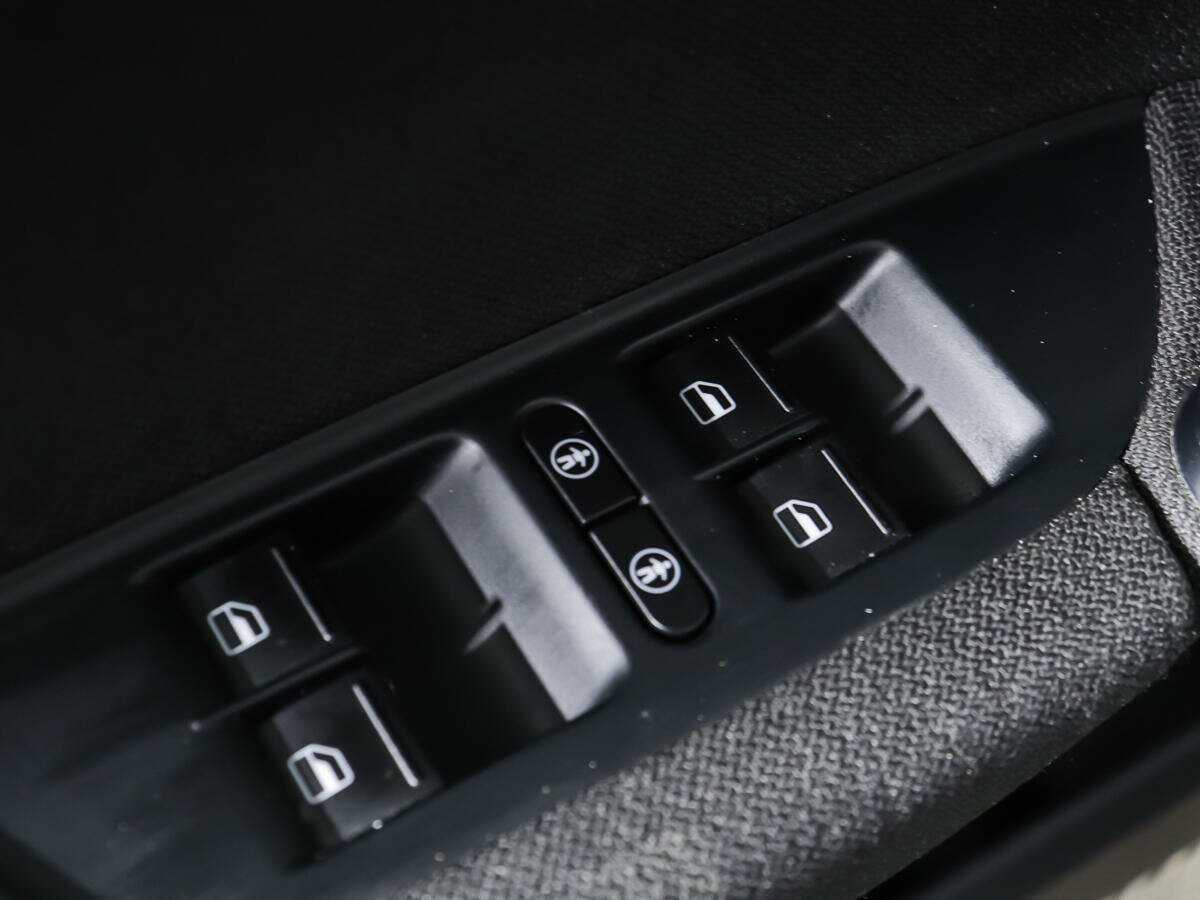 Volkswagen Touareg 2015 года с пробегом. Фото: #14