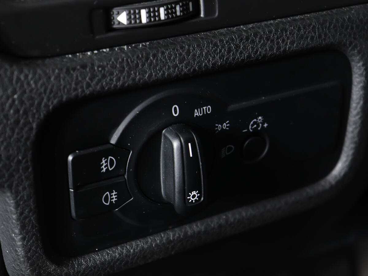 Volkswagen Touareg 2015 года с пробегом. Фото: #15