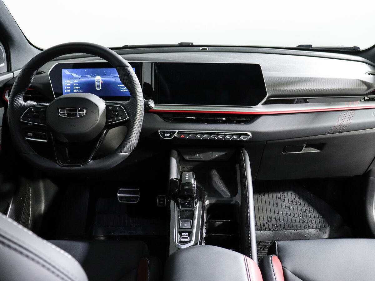 Geely Coolray 2023 года с пробегом. Фото: #11