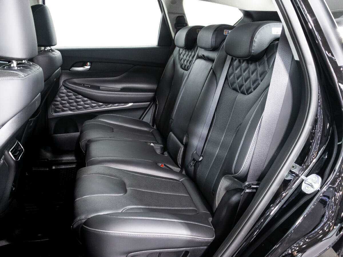 Hyundai Santa Fe 2021 года с пробегом. Фото: #9