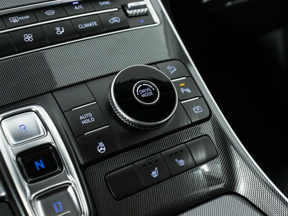 Hyundai Santa Fe 2021 года с пробегом. Фото: #18