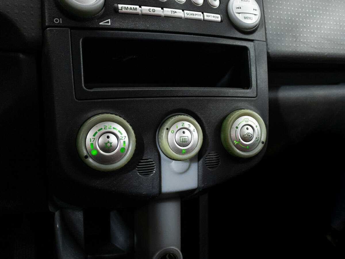 Mitsubishi Colt 2008 года с пробегом. Фото: #14