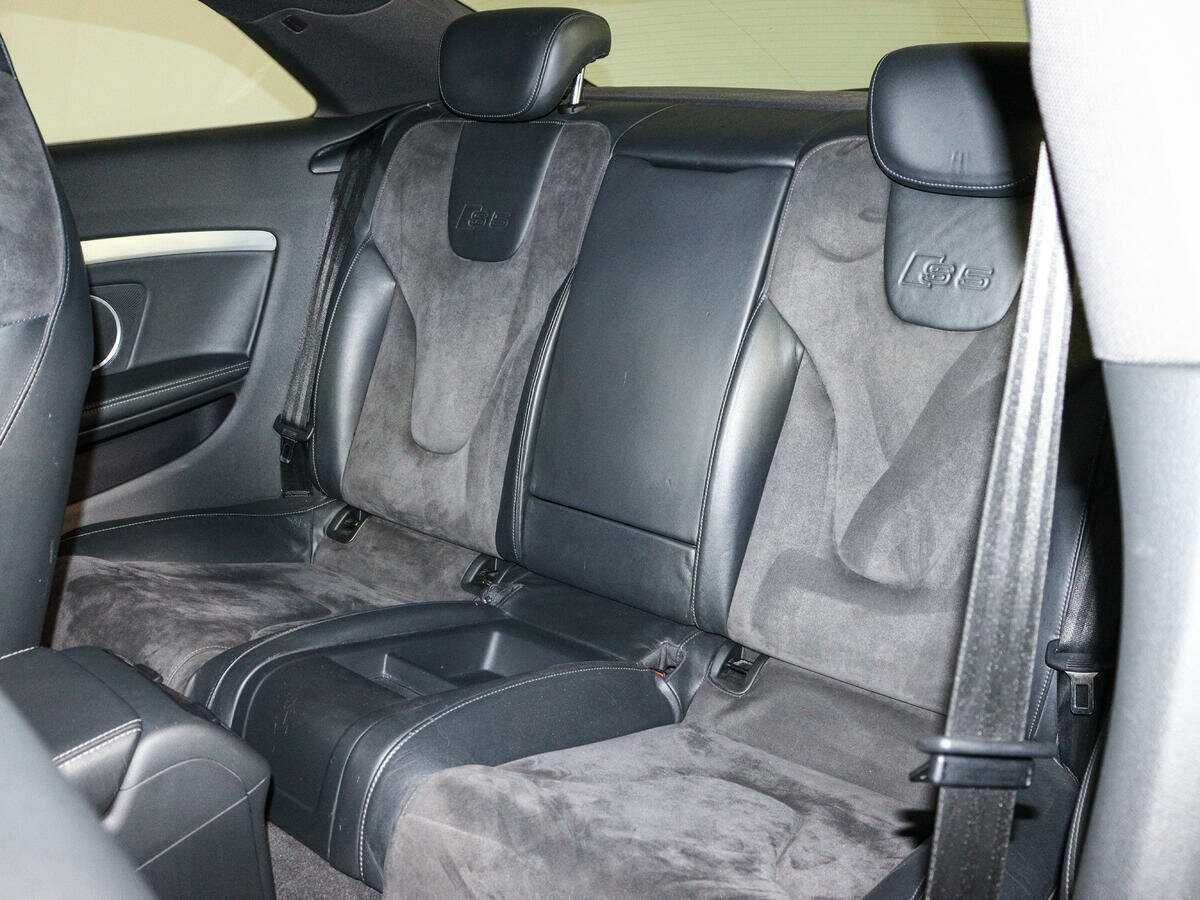 Audi RS 5 2011 года с пробегом. Фото: #9