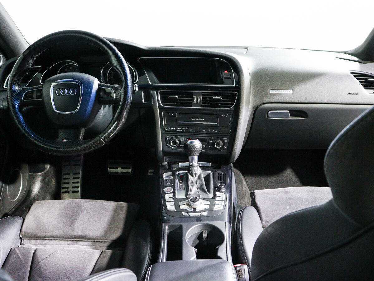 Audi RS 5 2011 года с пробегом. Фото: #11