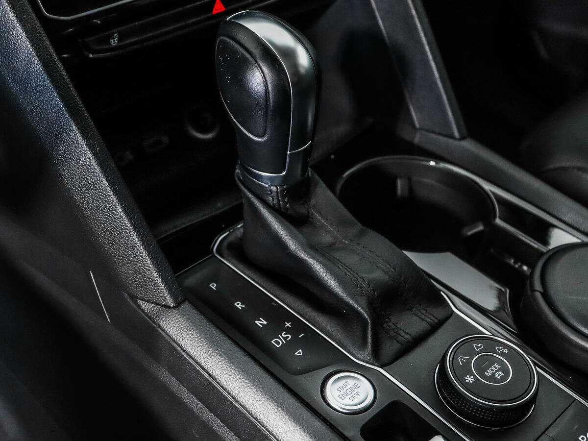 Volkswagen Teramont 2018 года с пробегом. Фото: #9