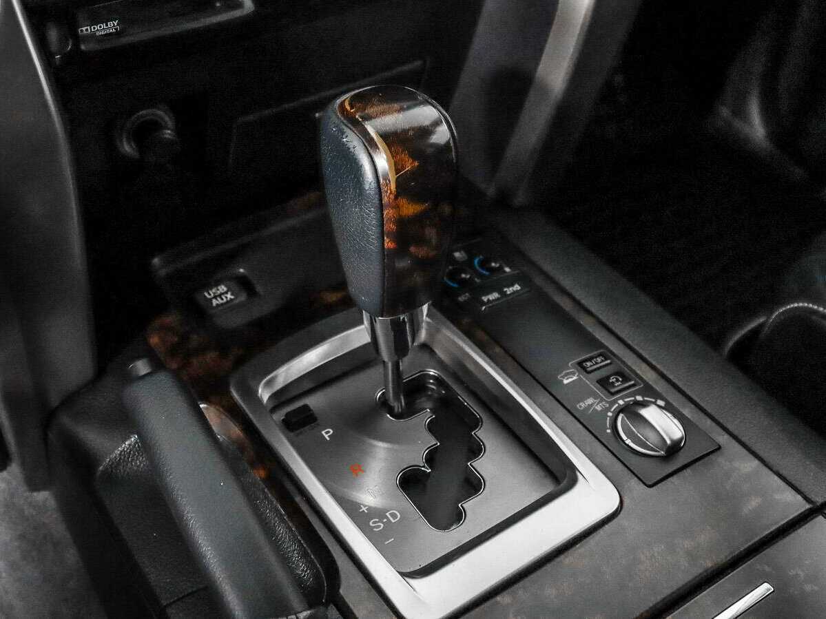 Toyota Land Cruiser 2012 года с пробегом. Фото: #9