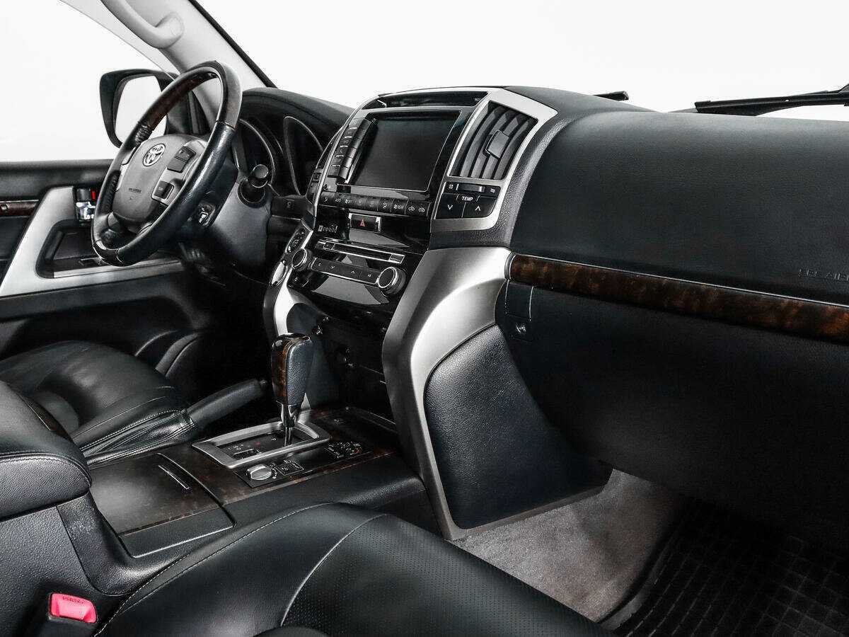Toyota Land Cruiser 2012 года с пробегом. Фото: #11