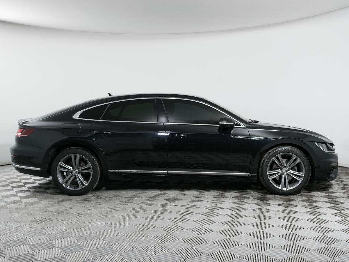 Volkswagen Arteon 2018 года с пробегом. Фото: #3