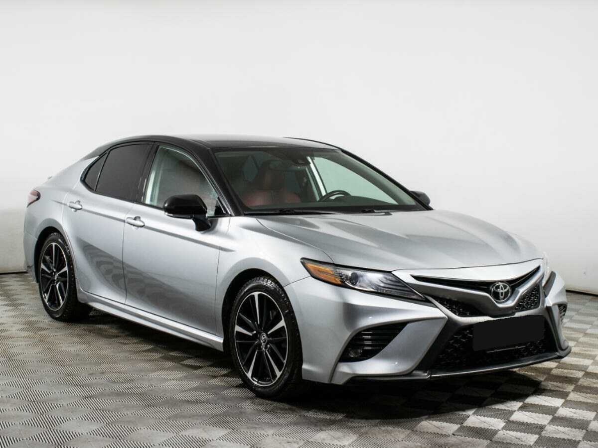 Toyota Camry 2019 года с пробегом. Фото: #2