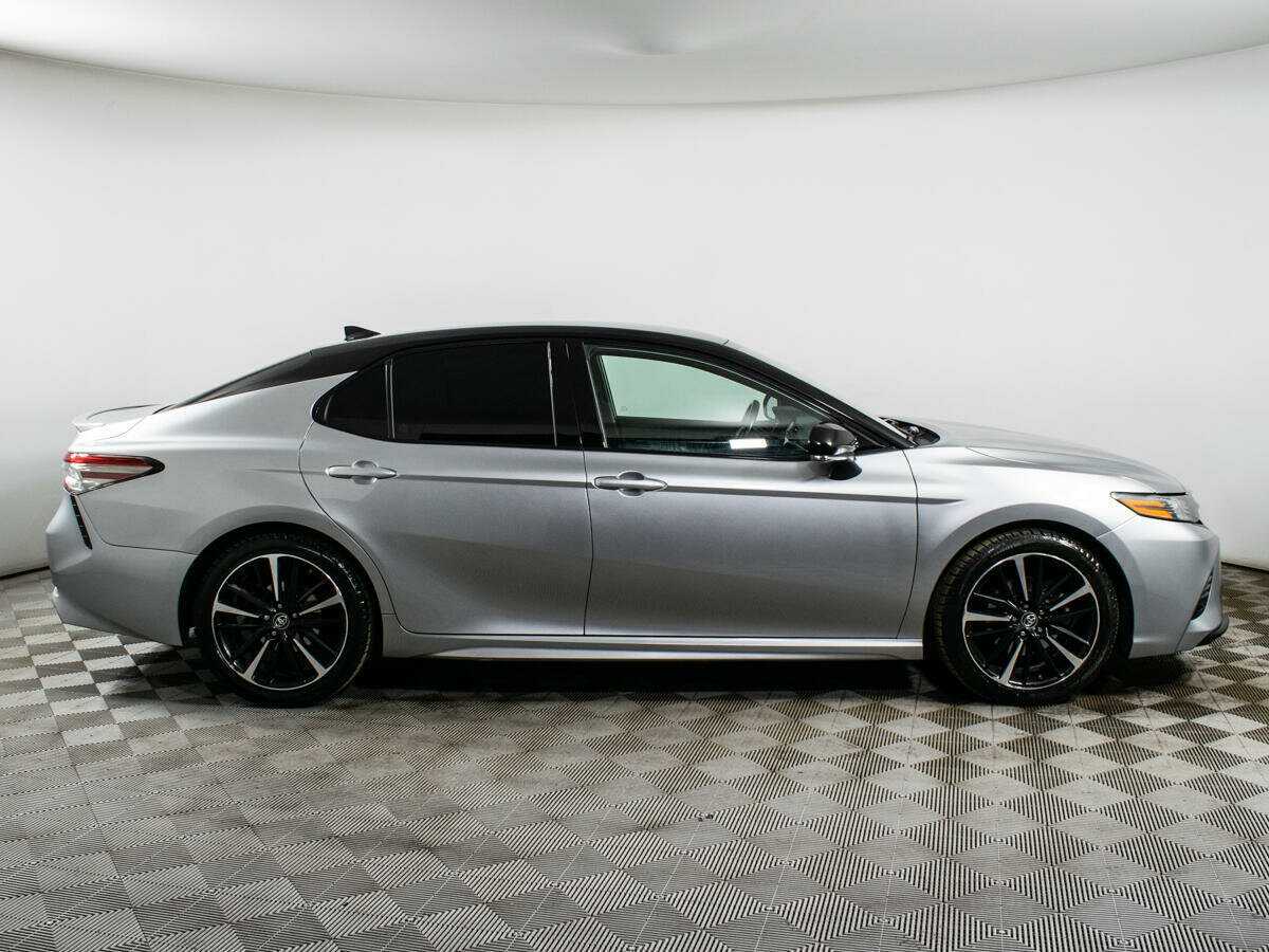 Toyota Camry 2019 года с пробегом. Фото: #3