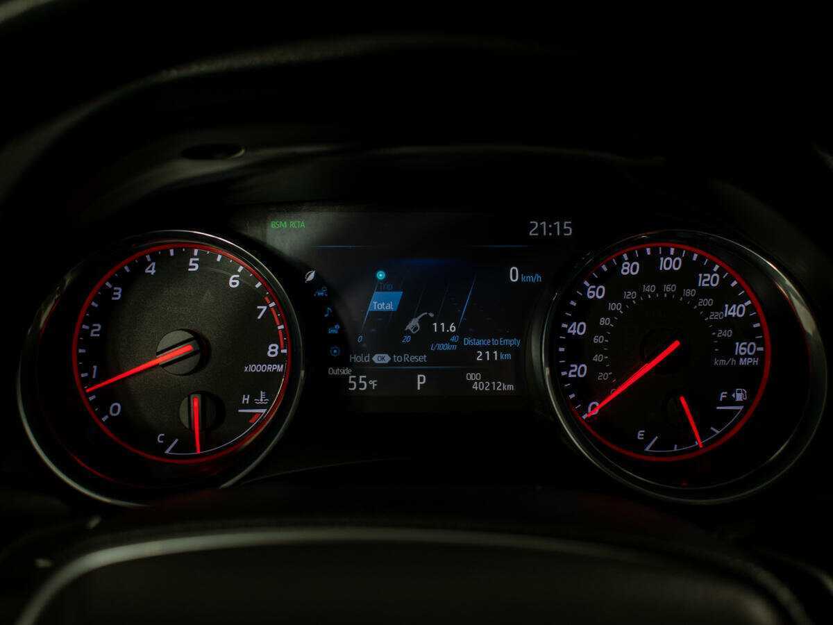 Toyota Camry 2019 года с пробегом. Фото: #11